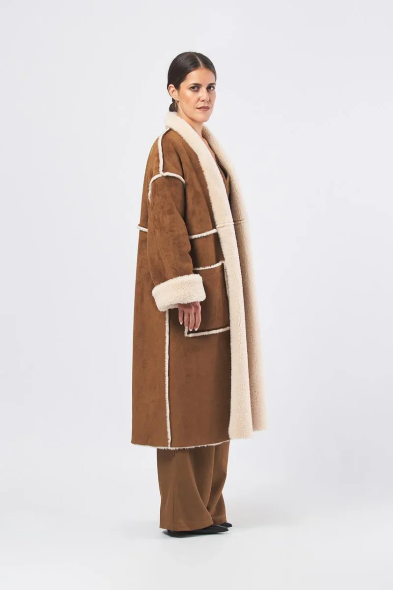 Cappotto Lungo Effetto Montone Marrone - immagine 6