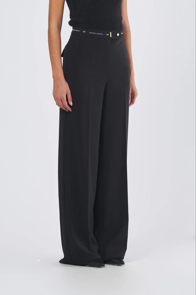 Pantalone Palazzo in Crêpe Leggero con Nastro Logo - immagine 5
